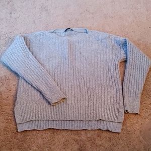 Women's Ann Taylor pullover medium weight sweater. Size medium. Grey